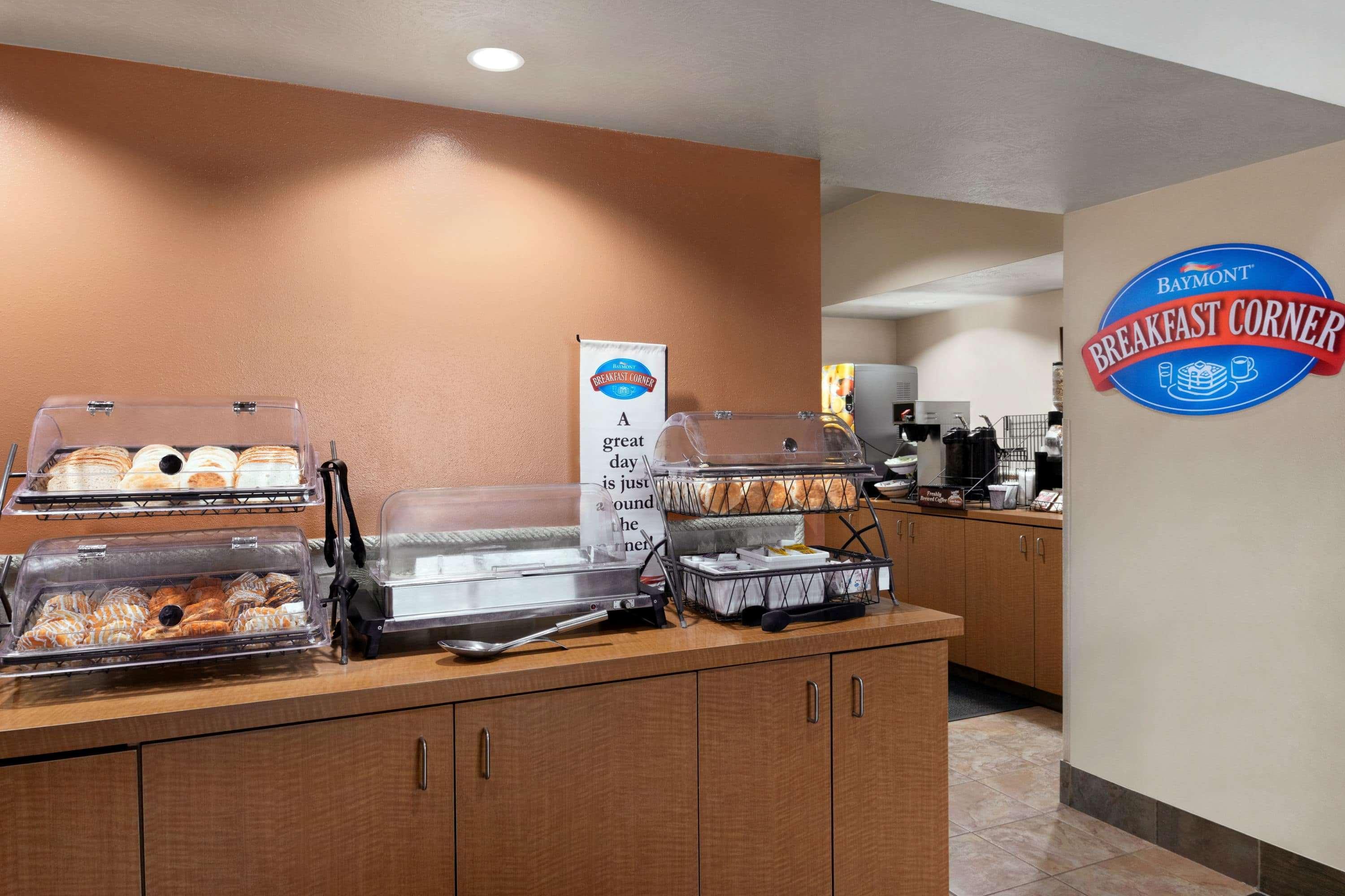 Baymont By Wyndham Sioux Falls North,I-29,Russell St, Airport Екстер'єр фото
